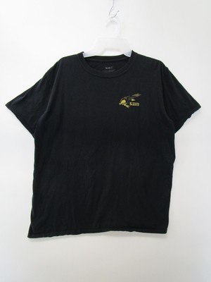 pulling shirt black and white