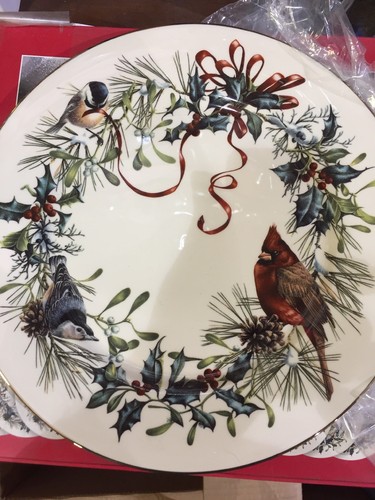 Lenox HOLIDAY Dinnerware Christmas 10.5