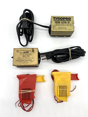 Lot Of 2 Vintage Tyco Slot Car Race Track Transformers & 2 Throttles 608R S608