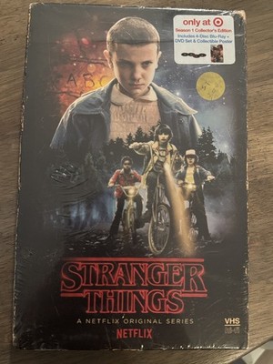 STRANGER THINGS The Complete First Season blu-ray /DVD Box