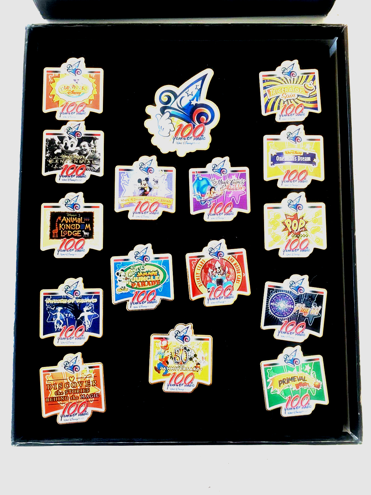 ディズニー　ピン　100 years of magic セット Disney 100 Years of Magic.Boxed Oct 1st, 2001-Dec 31st, 2002