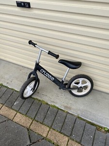 cruzee balance bike gumtree
