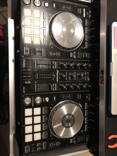 Pioneer DJ DDJ-SR Black DJ Controller Performance 2-Channel Pioneer DJ DDJ-SR Black DJ Controller Performance 2-Channel