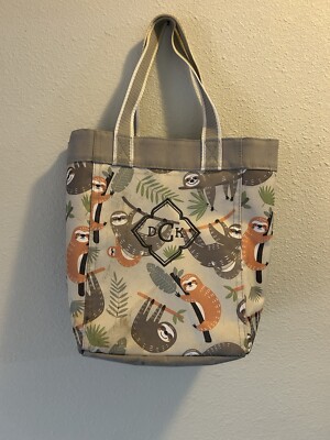 Thirty-One SLOTH lunchbag - monogrammed DKC