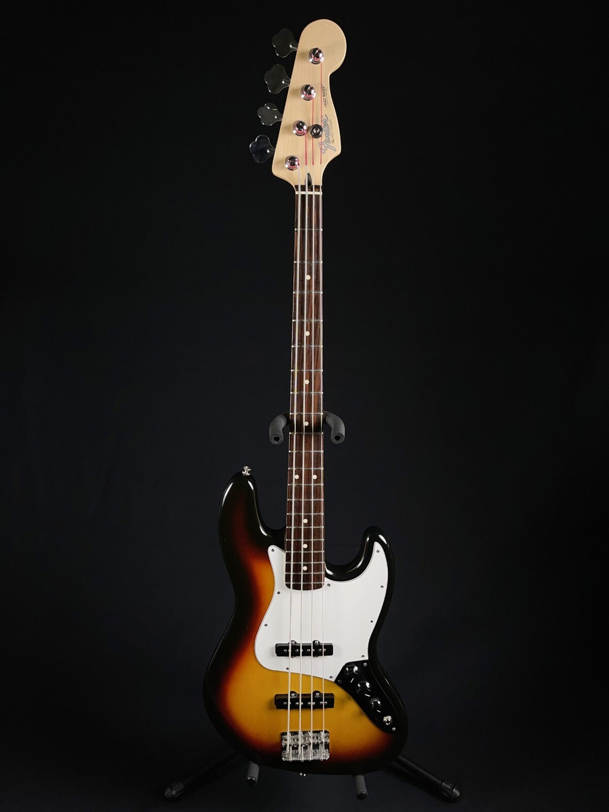 ジャンクFender Jazz Bass s-l1200.jpg