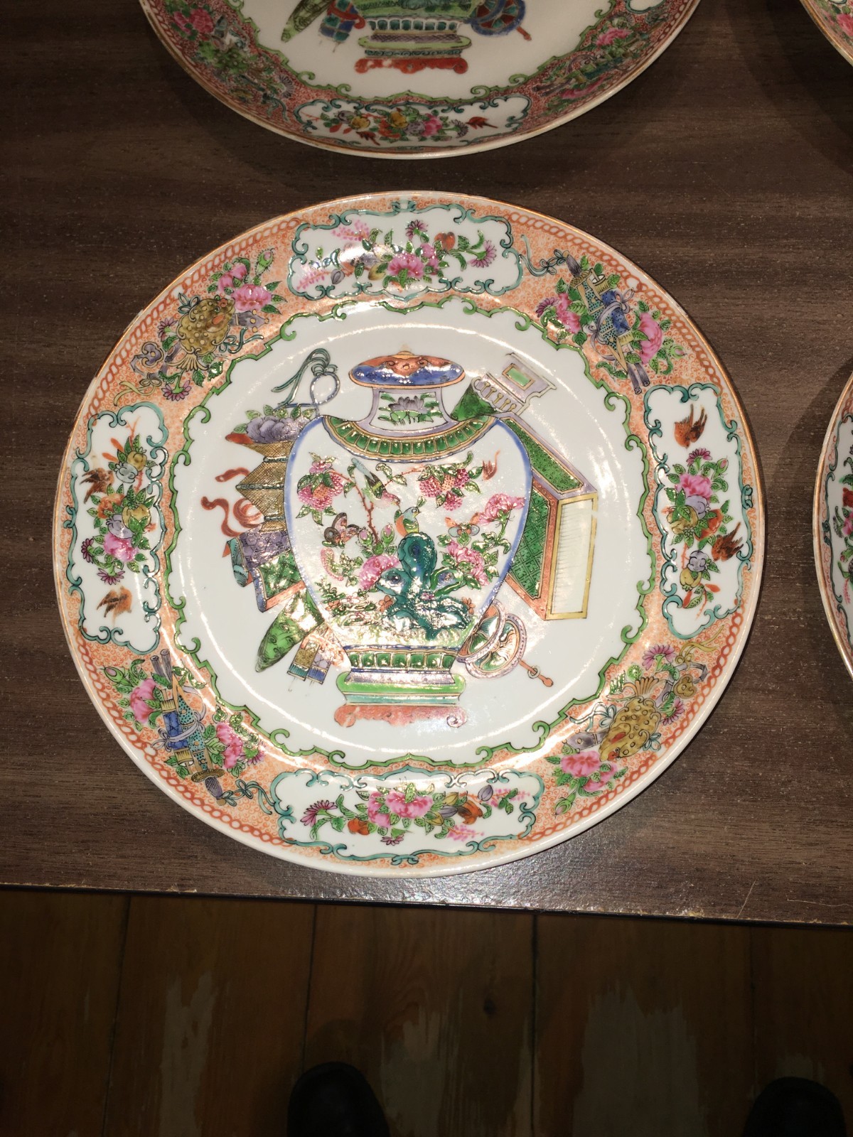 Set 4 Unusual Antique 19C Chinese Rose Medallion 9.75