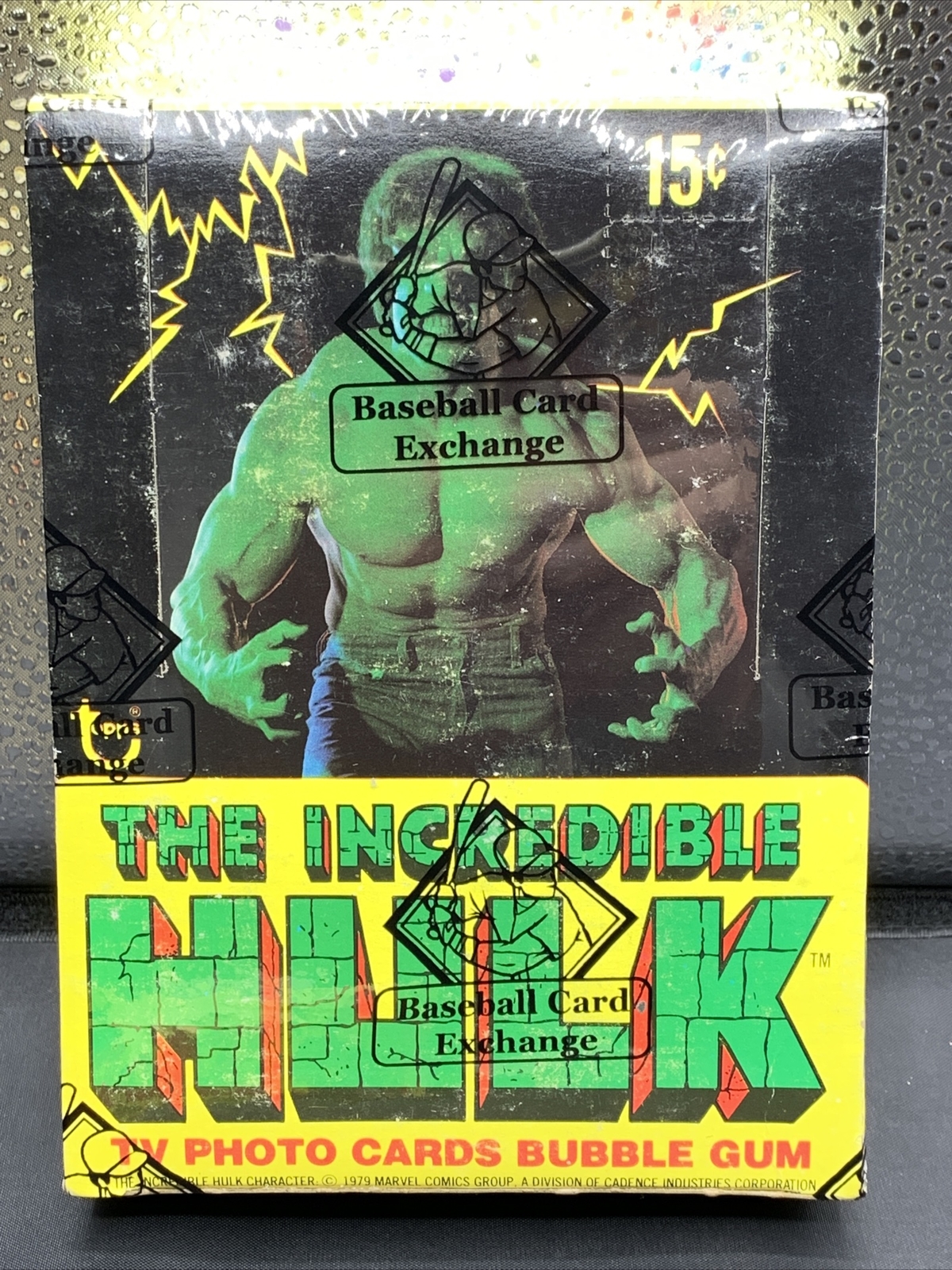 Collectors Trading Cards TOPPS INCREDIBLE HULK WAX PACK