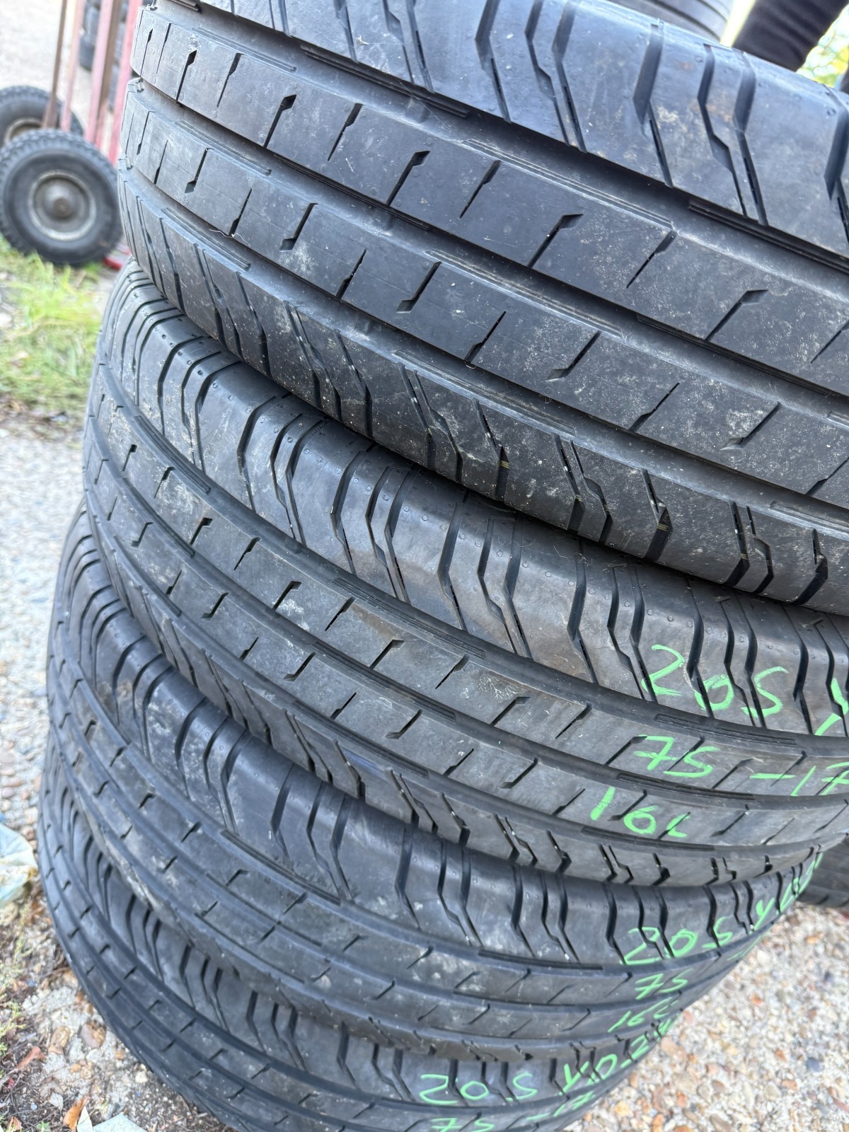 New 205 75 16C Continental, CVC 200, 113/111R, x1 Tyre (F1_tyres) YD293
