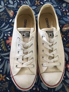 women's converse size 8