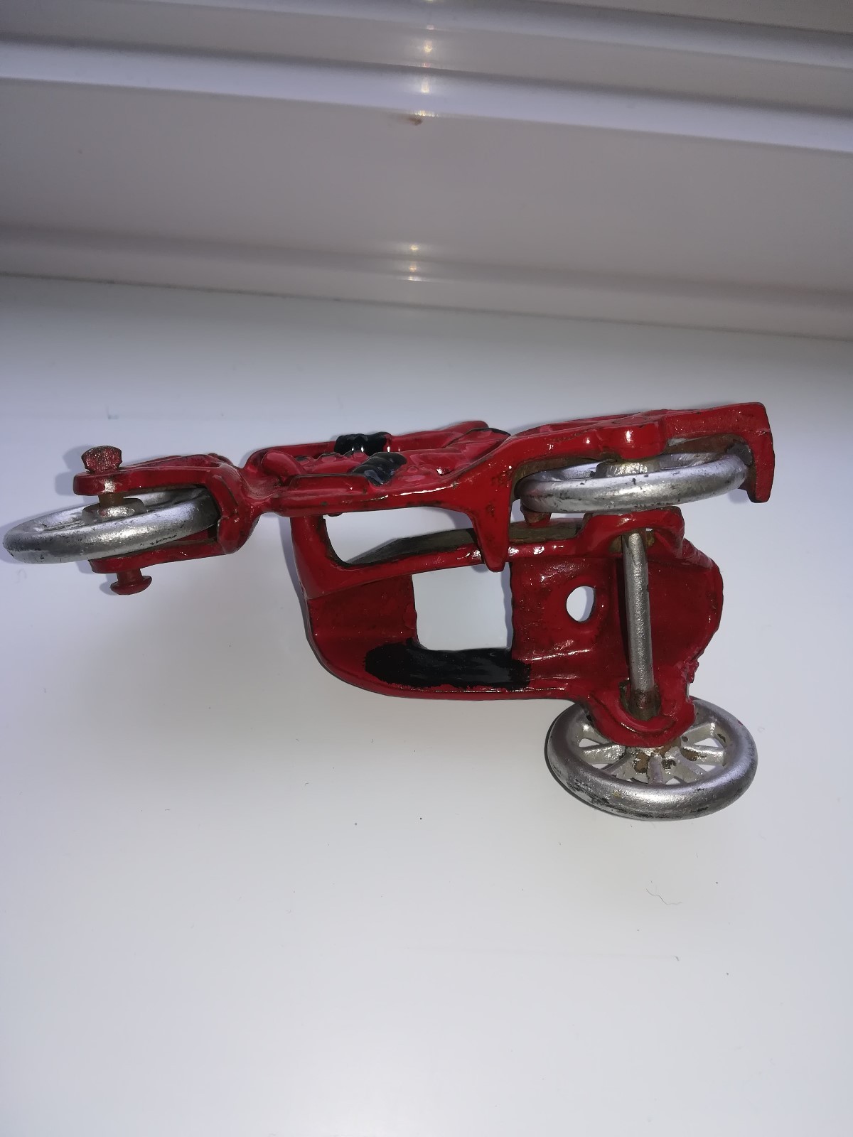 TOY MOTOCYCLE SIDE CAR ANTIQUE ORIGINAL CAST IRON (COOP)