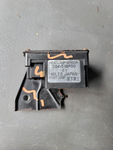 🚘 84-89 Nissan 300zx Z31 VG30 OEM Headlamp Sensor Perfect