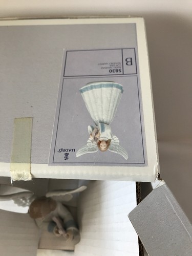 Vintage Lladro Heavenly Harpist 5830 NRFB