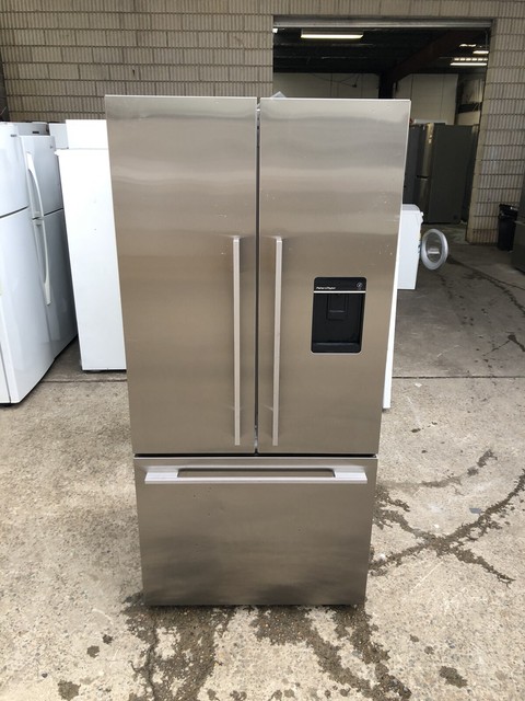 FISHER & PAYKEL 519 LITRES FRENCH DOOR FRIDGE FREEZER. | Fridges