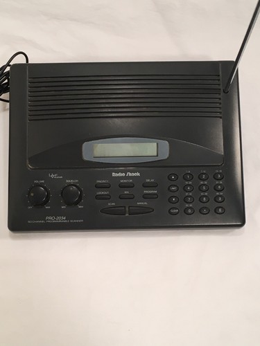 Radio Shack PRO-2034 Police Fire Weather WX 60 Channel Programmable Scanner