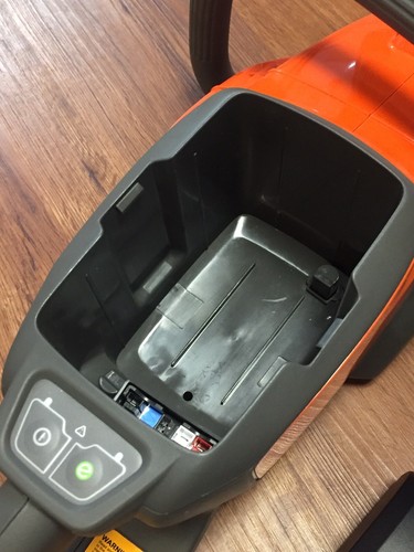 Husqvarna 120i 14 inch Brushless Cordless Chainsaw