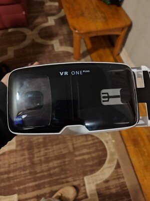 Zeiss One Plus VR Headset