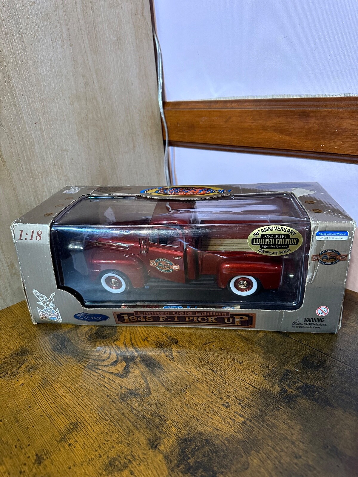 Road Legends Limited Gold Edition 1948 Ford F-1 PickUp Truck