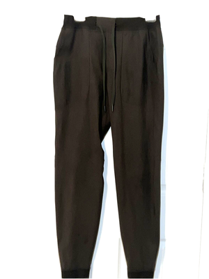 Abc jogger hotsell shorter 28
