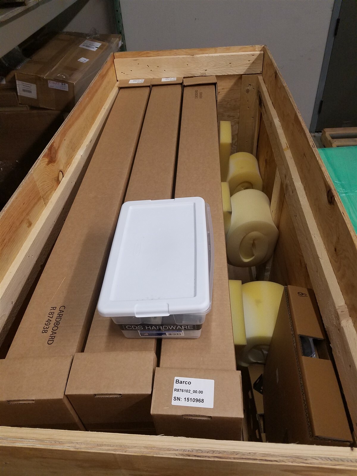 BARCO MVL-721 V2 Video Wall Monitors and parts