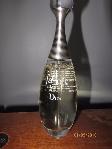 ディオール Dior jadore Eau de Toilette 100ml Amazon.com : Christian Dior J'adore Eau De Toilette Spray