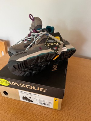 Vasque Women's Hiking Shoes sz7. Gortex, Breeze AT Low; never worn