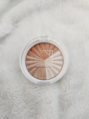 OFRA Cosmetics Highlighter in EVERGLOW .35oz/10g Full Size