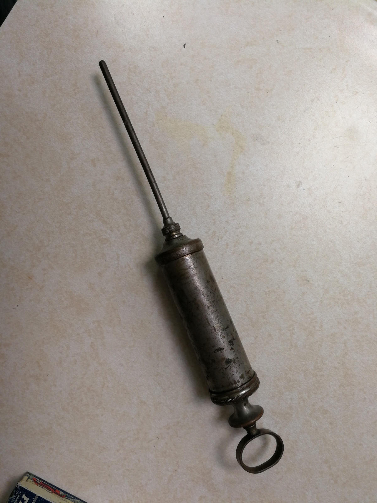 Syringe For Automobile And Classic Cars