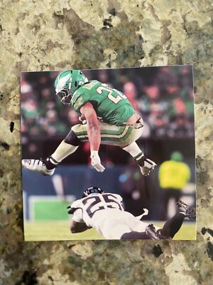 Philadelphia Eagles Saquon Barkley  Glossy Sticker Vinyl Laminate Adhesive 