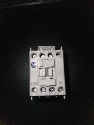 Allen Bradley 100-C09E*01