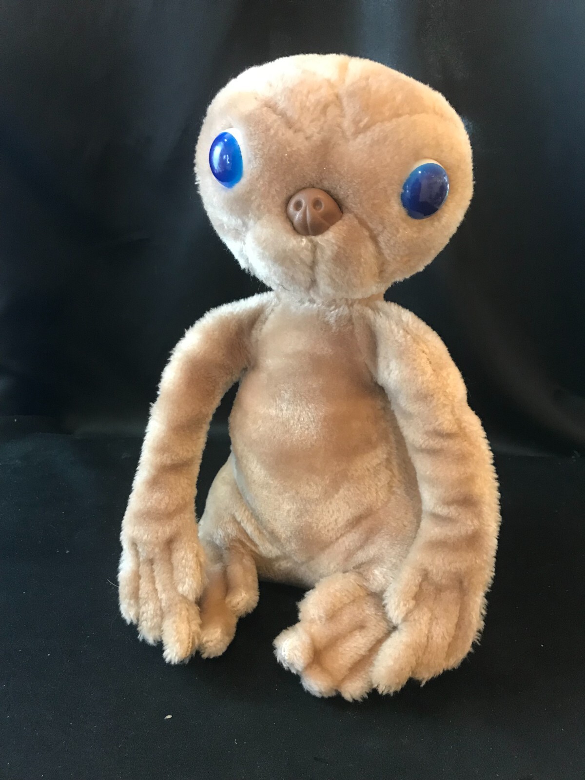 Vintage E.T. 1982 Showtime Kamar 12 Vintage E.T. 1982 Showtime Kamar 12