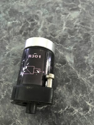 Clippard R301 Minimatic 3-Way Delay Valve vintage Used