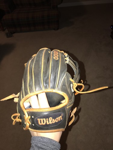 Nick Senzel Game Used Fielders Glove Photomatched