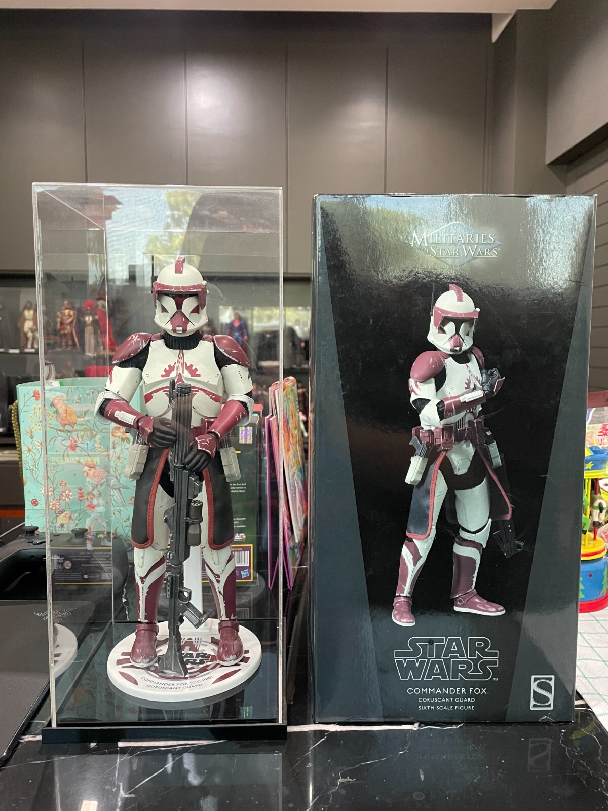 Sideshow Hot toys Star Wars 1/6 Coruscant Guard Commander Sideshow Hot toys Star Wars 1/6 Coruscant Guard Commander
