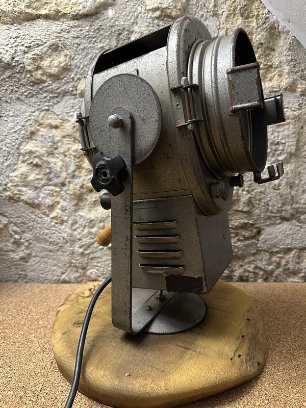 Ancien Projecteur De CinÃ©Ma Paris A.E Cremer Paris BrevetÃ© S.G.D.G No Gras