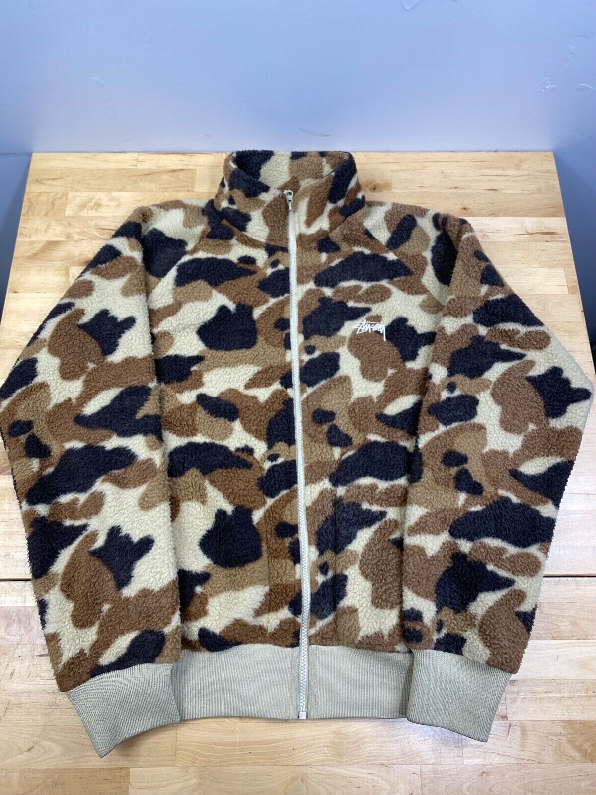 Stussy Camo Fleece jacket Mens M Brown Casual Full Zip Stussy Camo Fleece jacket Mens M Brown Casual Full Zip