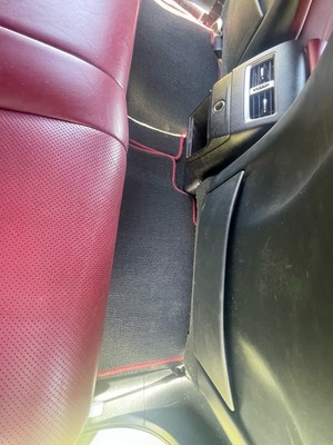 image 4 of interior
