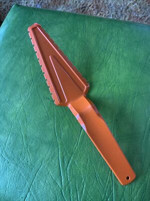 Vintage Tupperware Pie Cake Cutter Spatula Pizza  Server Orange hard plastic