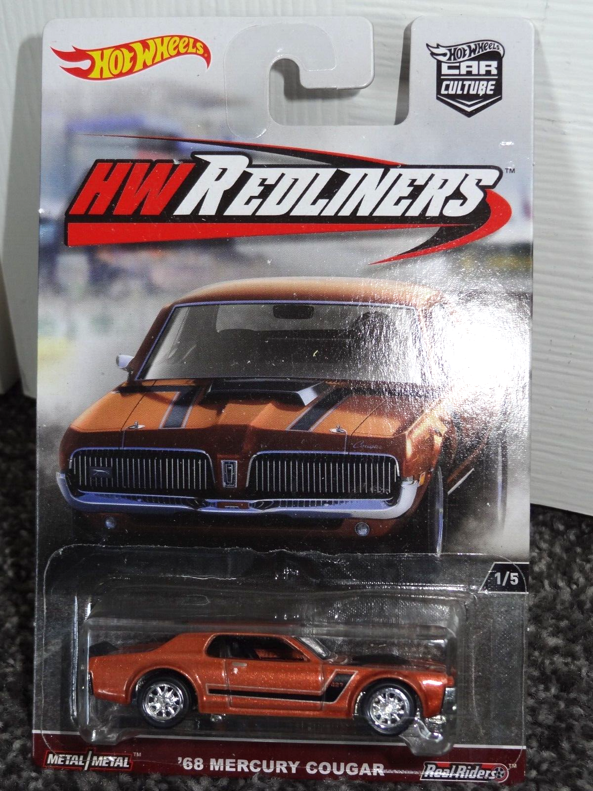 Car Culture Real Riders 1/5 Brown 1:64 New