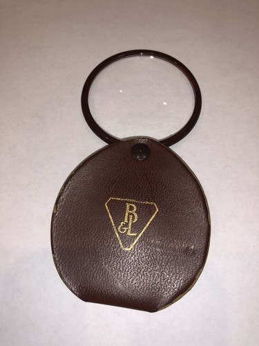 VINTAGE BAUSCH & LOMB POCKET FOLDING MAGNIFYING GLASS STAMPED LEATHER CASE B&L