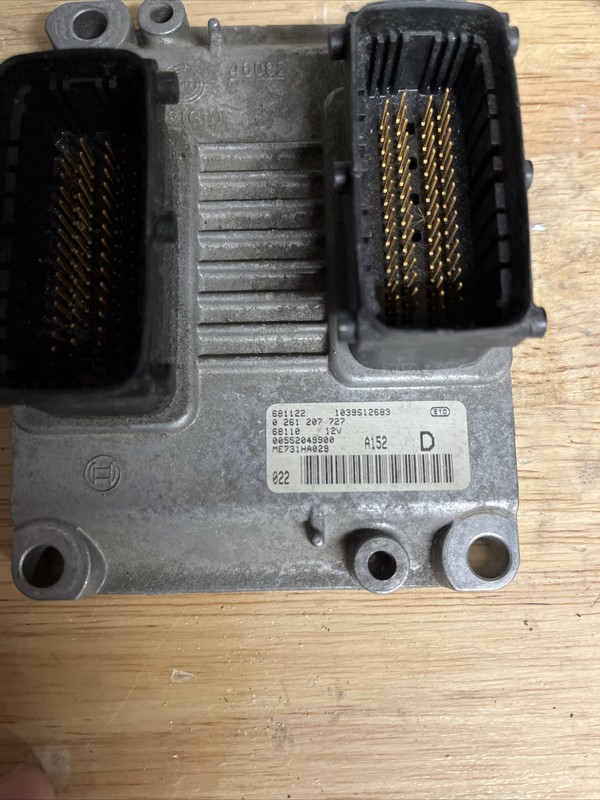 Calculateur 0261207727 00552049900 Alfa Romeo Bosch 46790