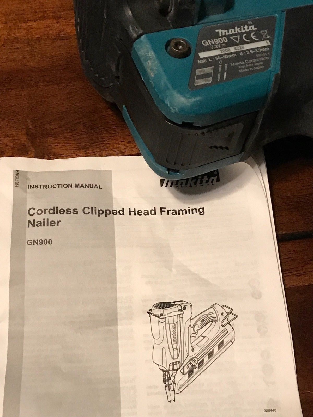 Makita GN900S Cordless Gas Clipped Head Framing Nailer