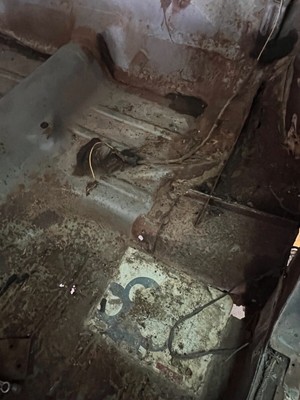 image 13 of interior