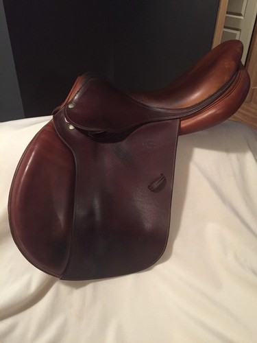 devoucoux saddle