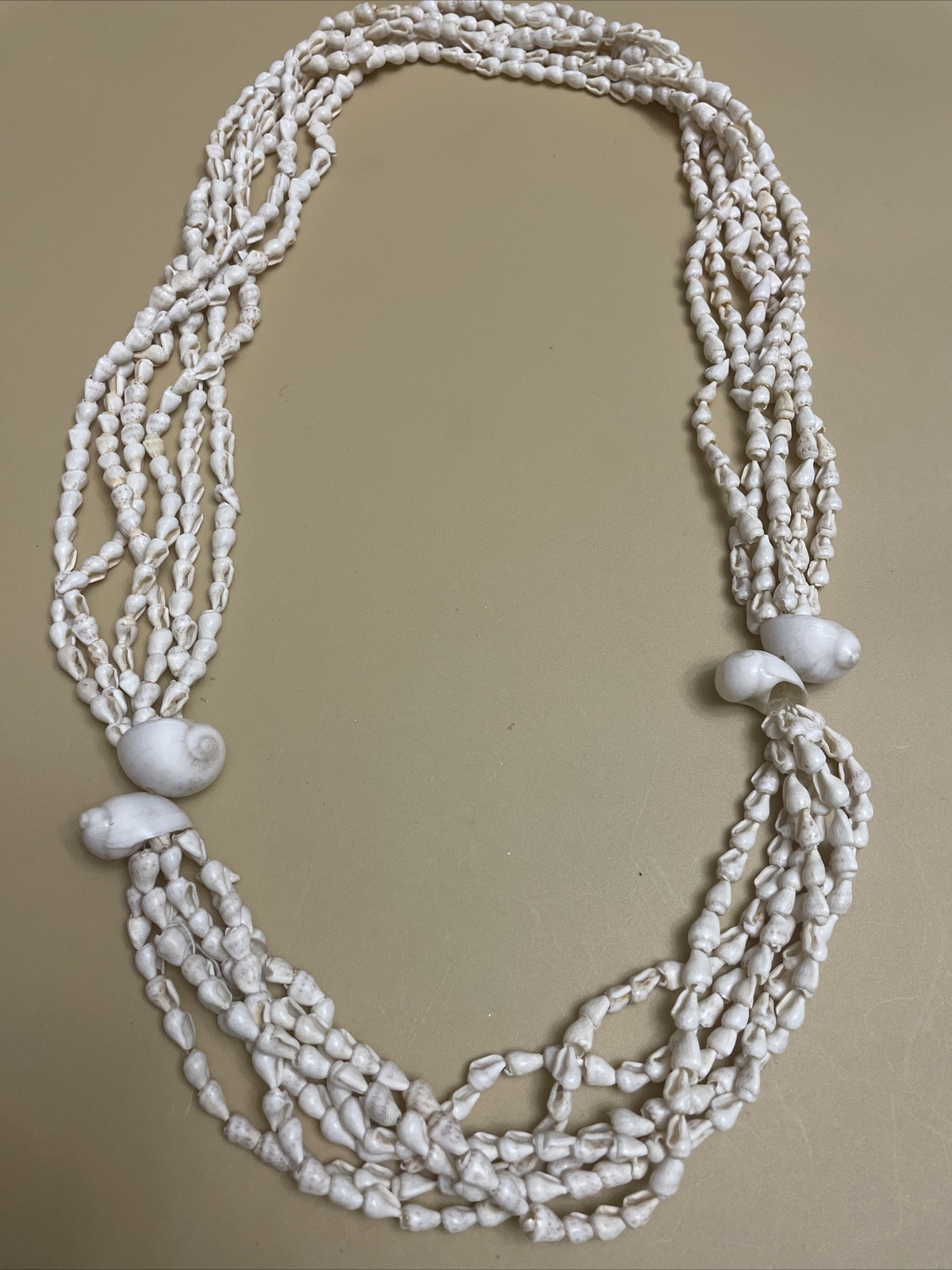 1960-70s Handmade Hippies Authentic HAWAIIAN PUKA SHELL