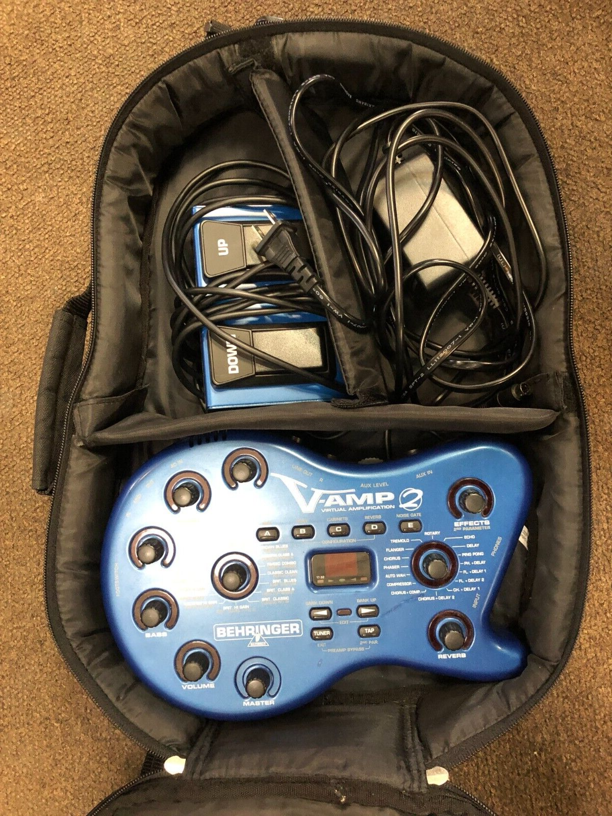 BEHRINGER V-Amp 2 ギターエフェクター s-l400.jpg