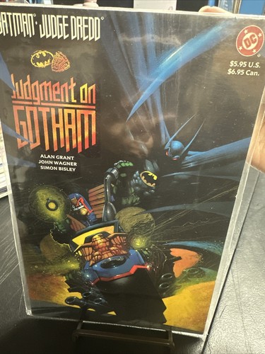 BATMAN JUDGE DREDD JUDGEMENT ON GOTHAM DC COMICS 1991 | eBay