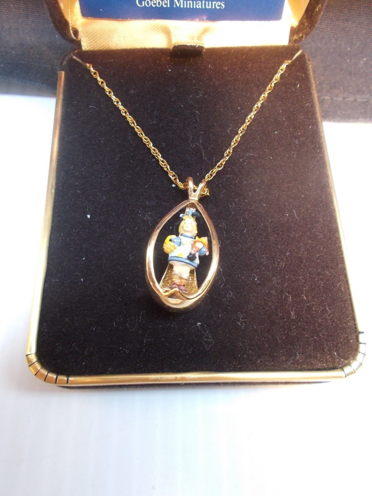 GOEBEL OLSZEWSKI MINIATURE HUMMEL FIGURINE c