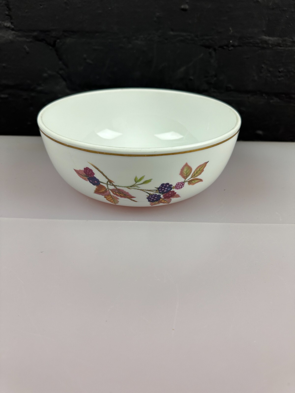 Royal Worcester Evesham Gold Round Fruit Vegetable Serving Dish Bowl 8" x 2.75"