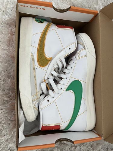 Size 5 - Nike Blazer Mid  display picture 3