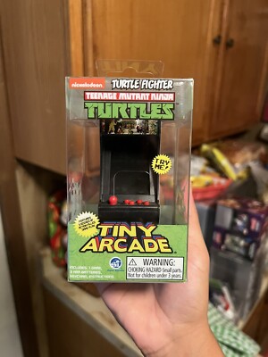 Teenage Mutant Ninja Turtles TMNT  Tiny Arcade Cabinet New In Box!